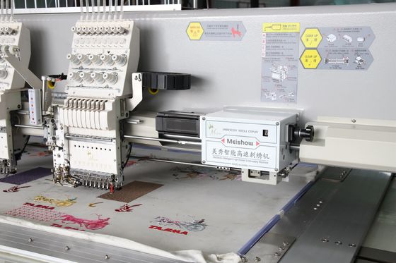 4500 kg Máquina de bordado industrial computarizada 22 cabeza 9 agujas