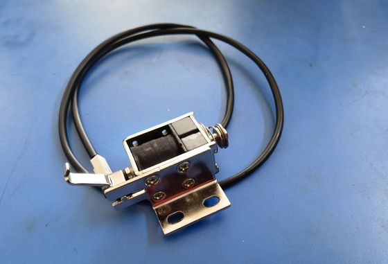 Solenoide de salto negro / solenoide de corte para máquina de bordado computarizada