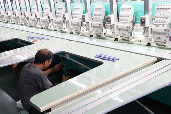9 agujas Máquina de bordado fácil de cordado 15 cabezas Máquina de bordado de corte láser