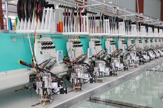 Máquina de bordado por computadora profesional 12 cabeza con marco de aluminio