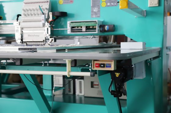10 cabezas Máquina de bordado de lencería simple Máquina de bordado computarizada de alta velocidad