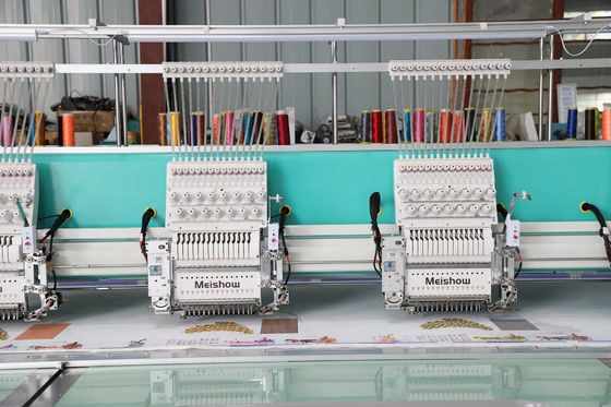 Máquina de computadora de bordado de lencería única 15 agujas 10 cabezas